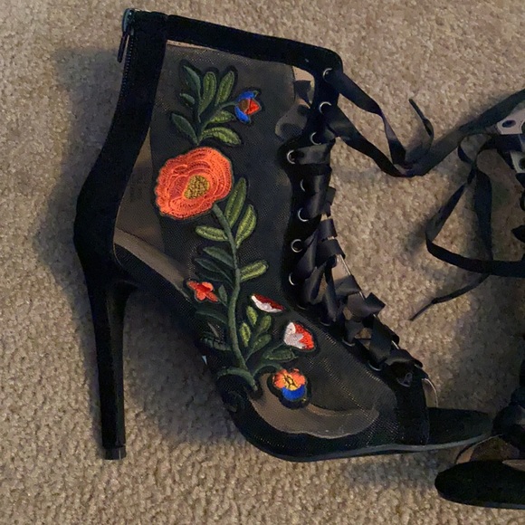 Chase + Chole Heels - Picture 5 of 13